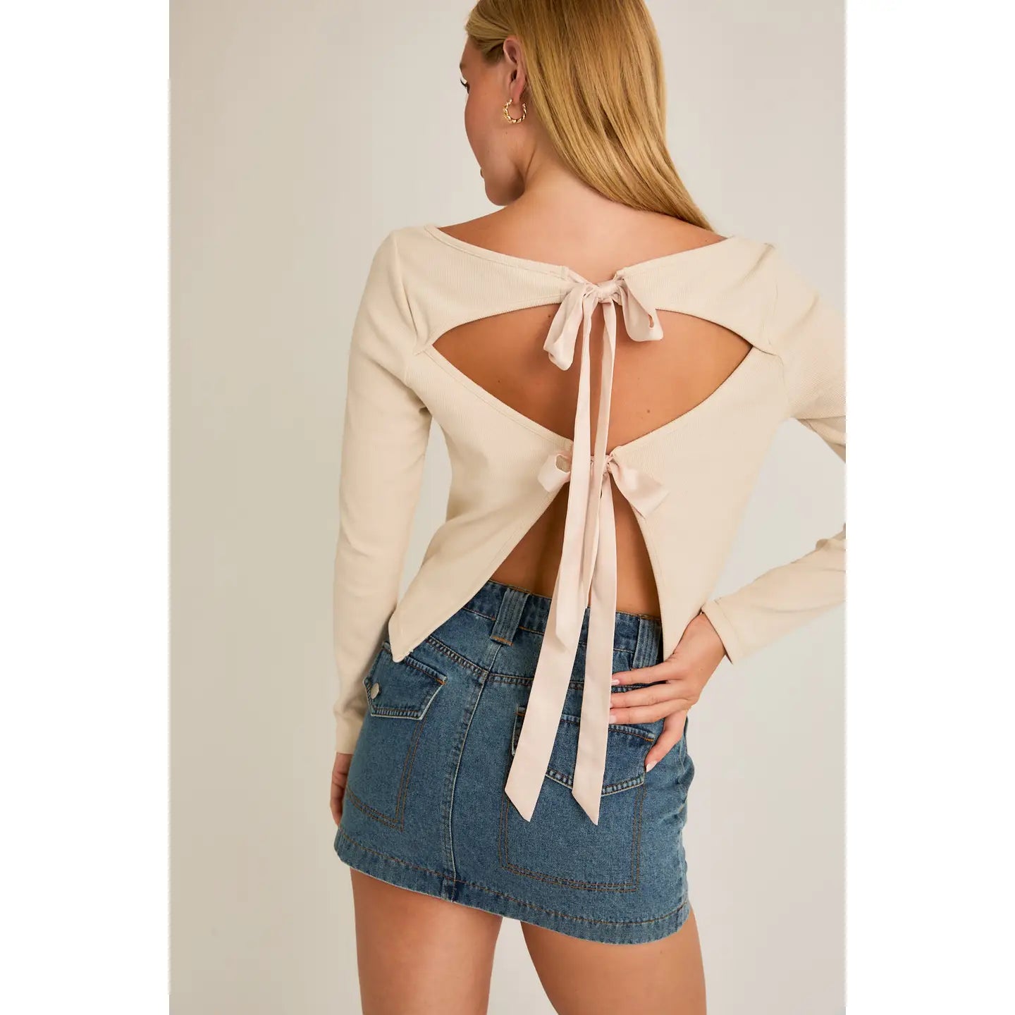Back Tie Long Sleeve Rib Top