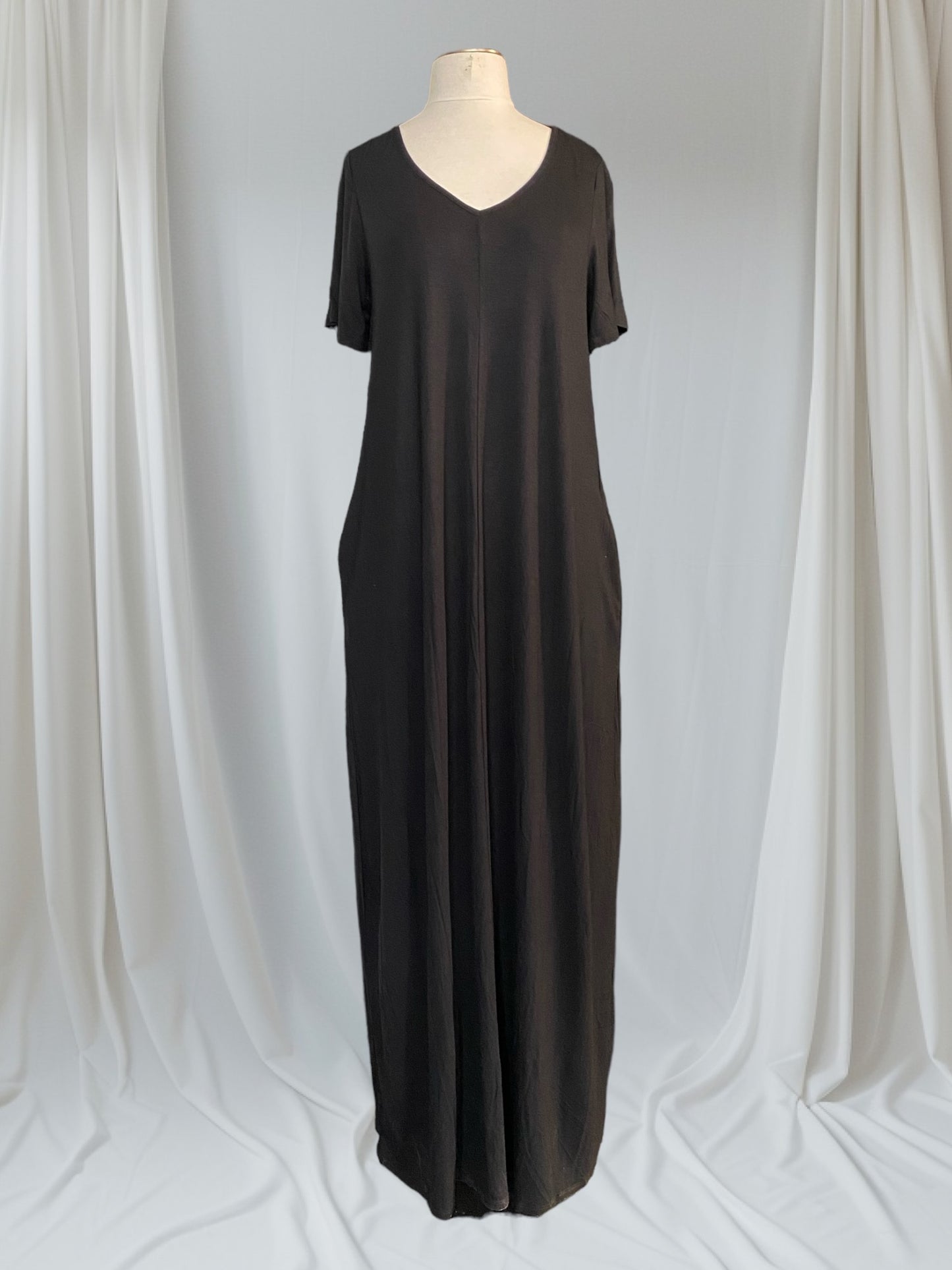 Basic Short Sleeve V Neck Maxi Dress W Pockets