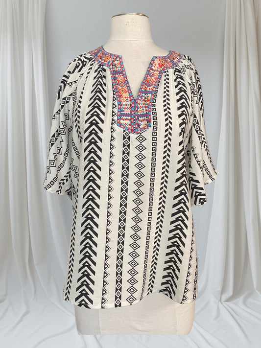 Beautiful Geo Printed Top